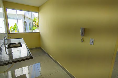 Casa à venda com 70m², 2 quartos e 1 vagacozinha