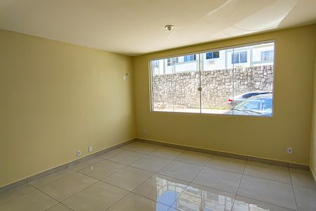 sala de casa à venda com 2 quartos, 100m² em Tanque, Rio de Janeiro