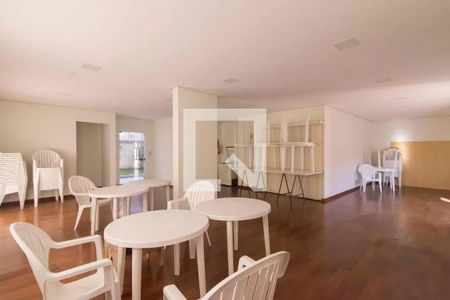 Apartamento para alugar com 38m², 1 quarto e 1 vaga Apartamento para alugar com 38m², 1 quarto e 1 vagaÁrea comum - Salão de festas