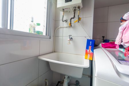 Apartamento à venda com 42m², 2 quartos e 1 vaga Apartamento à venda com 42m², 2 quartos e 1 vagaCozinha e Área de Serviço