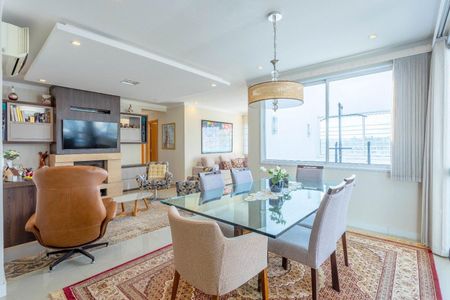 Sala  de apartamento à venda com 3 quartos, 176m² em Rio Branco, Porto Alegre