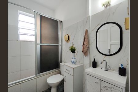 Apartamento à venda com 76m², 2 quartos e sem vagaCorredor