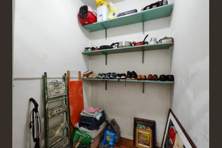 Apartamento à venda com 76m², 2 quartos e sem vagaQuarto de Serviço