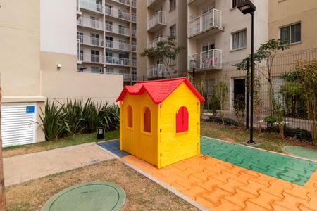 Apartamento para alugar com 34m², 2 quartos e sem vaga Apartamento para alugar com 34m², 2 quartos e sem vagaÁrea comum - Playground