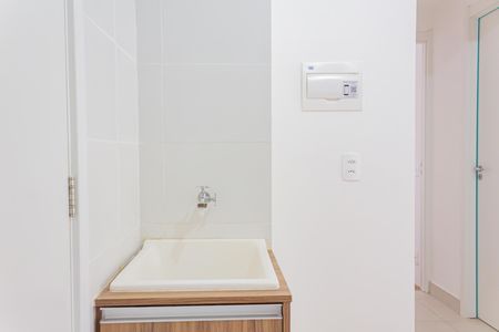 Apartamento para alugar com 34m², 2 quartos e sem vaga Apartamento para alugar com 34m², 2 quartos e sem vagaÁrea de Serviço