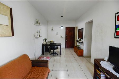 Apartamento para alugar com 72m², 2 quartos e 1 vaga Apartamento para alugar com 72m², 2 quartos e 1 vagaSala