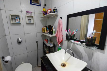 Apartamento para alugar com 72m², 2 quartos e 1 vaga Apartamento para alugar com 72m², 2 quartos e 1 vagaBanheiro da Suíte