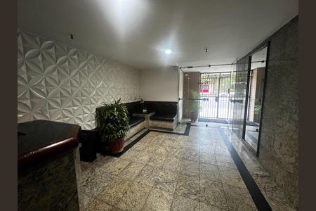Apartamento para alugar com 72m², 2 quartos e 1 vaga