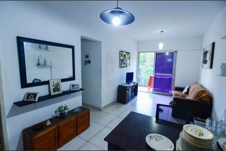 Sala de apartamento para alugar com 2 quartos, 72m² em Vila Isabel, Rio de Janeiro