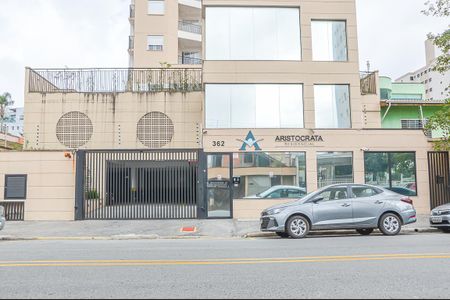 Apartamento à venda com 53m², 2 quartos e 1 vaga Apartamento à venda com 53m², 2 quartos e 1 vagaFachada e portaria