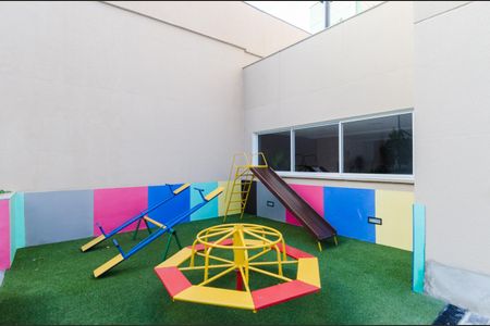 Apartamento à venda com 53m², 2 quartos e 1 vaga Apartamento à venda com 53m², 2 quartos e 1 vagaÁrea comum - Playground