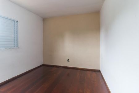 Casa para alugar com 250m², 3 quartos e 3 vagas Casa para alugar com 250m², 3 quartos e 3 vagasQuarto 2