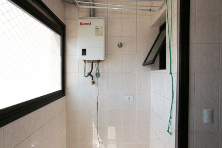 Apartamento para alugar com 74m², 3 quartos e 1 vagaÁrea de Serviço