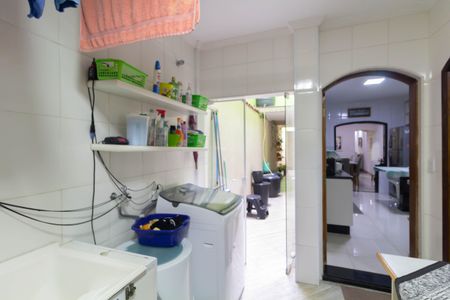 Casa à venda com 191m², 4 quartos e 2 vagasÁrea de Serviço