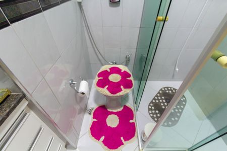 Casa à venda com 191m², 4 quartos e 2 vagasBanheiro