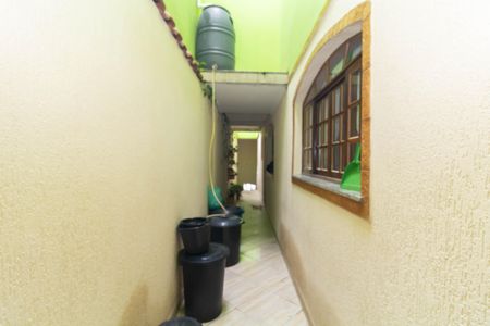 Casa à venda com 191m², 4 quartos e 2 vagasCorredor