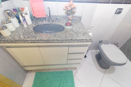 Casa à venda com 191m², 4 quartos e 2 vagasBanheiro 2