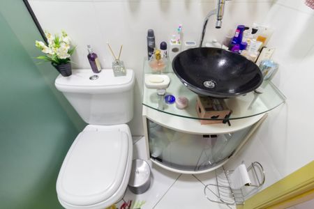 Casa à venda com 191m², 4 quartos e 2 vagasBanheiro 3