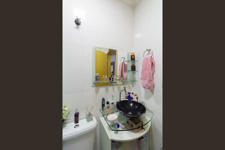 Casa à venda com 191m², 4 quartos e 2 vagasBanheiro 3