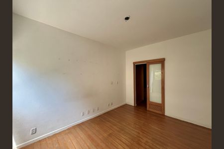 Apartamento à venda com 78m², 2 quartos e 2 vagasSuite