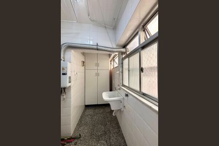 Apartamento à venda com 78m², 2 quartos e 2 vagasÁrea de serviço