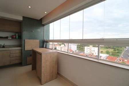 Varanda de apartamento para alugar com 2 quartos, 74m² em Santa Mônica, Uberlândia