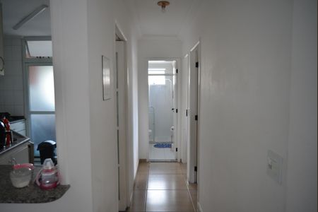 Apartamento à venda com 60m², 2 quartos e 1 vagaCorredor