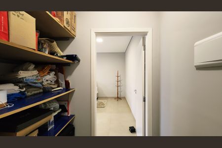 Casa para alugar com 600m², 3 quartos e 5 vagasCorredor