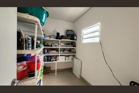 Casa para alugar com 600m², 3 quartos e 5 vagasCozinha