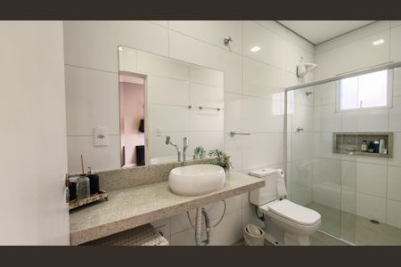 Casa para alugar com 600m², 3 quartos e 5 vagasBanheiro da Suíte