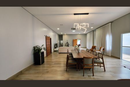 Casa para alugar com 600m², 3 quartos e 5 vagasSala