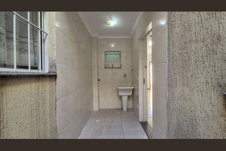 Casa à venda com 149m², 2 quartos e 3 vagas Casa à venda com 149m², 2 quartos e 3 vagasLavanderia