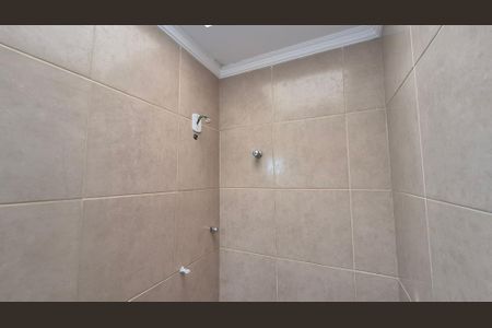 Casa à venda com 149m², 2 quartos e 3 vagas Casa à venda com 149m², 2 quartos e 3 vagasBanheiro da suíte 2