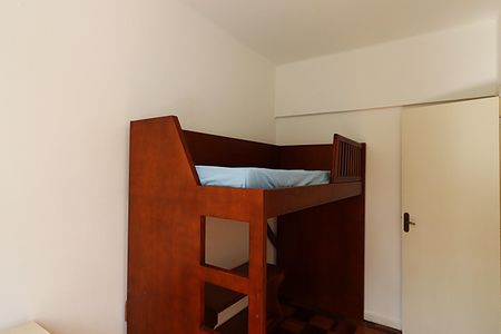 Quarto 1 de apartamento para alugar com 2 quartos, 51m² em Passo D’areia, Porto Alegre