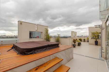 Apartamento para alugar com 290m², 2 quartos e 4 vagas Apartamento para alugar com 290m², 2 quartos e 4 vagasVaranda - Piscina Privativa - Cobertura