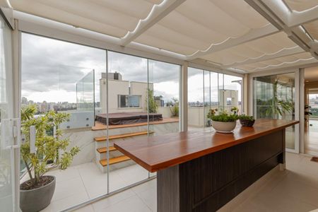 Apartamento para alugar com 290m², 2 quartos e 4 vagas Apartamento para alugar com 290m², 2 quartos e 4 vagasVaranda Gourmet - Cobertura