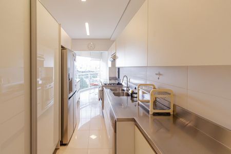 Apartamento para alugar com 290m², 2 quartos e 4 vagas Apartamento para alugar com 290m², 2 quartos e 4 vagasCozinha