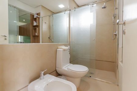 Apartamento para alugar com 290m², 2 quartos e 4 vagas Apartamento para alugar com 290m², 2 quartos e 4 vagasBanheiro