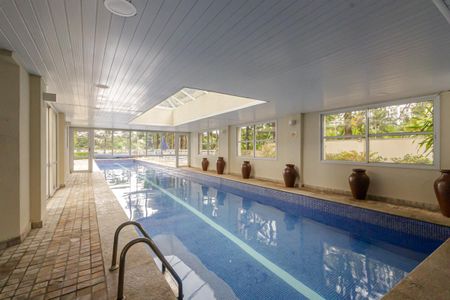 Apartamento para alugar com 290m², 2 quartos e 4 vagas Apartamento para alugar com 290m², 2 quartos e 4 vagasÁrea Comum - Piscina