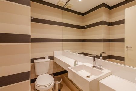 Apartamento para alugar com 290m², 2 quartos e 4 vagas Apartamento para alugar com 290m², 2 quartos e 4 vagasLavabo