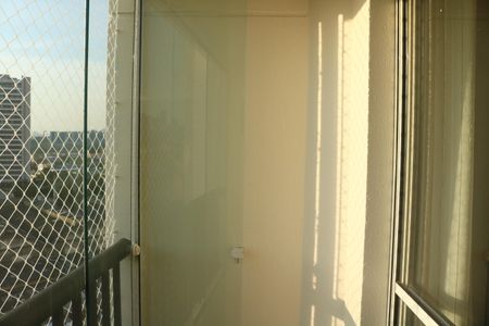 Varanda de apartamento à venda com 2 quartos, 48m² em Vila Anastácio, São Paulo