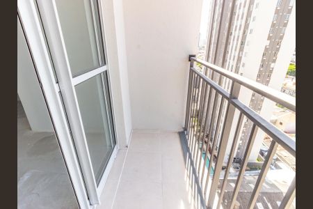 Apartamento à venda com 39m², 2 quartos e sem vaga Apartamento à venda com 39m², 2 quartos e sem vagaVaranda