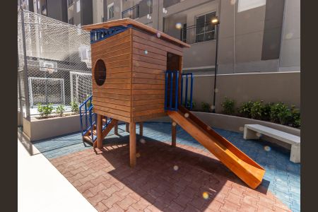 Apartamento à venda com 39m², 2 quartos e sem vaga Apartamento à venda com 39m², 2 quartos e sem vagaÁrea comum - Playground