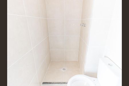 Apartamento à venda com 39m², 2 quartos e sem vaga Apartamento à venda com 39m², 2 quartos e sem vagaBanheiro