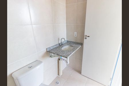 Apartamento à venda com 39m², 2 quartos e sem vaga Apartamento à venda com 39m², 2 quartos e sem vagaBanheiro