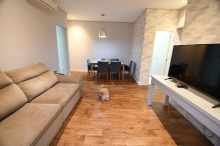 Sala de apartamento à venda com 2 quartos, 144m² em Taquaral, Campinas