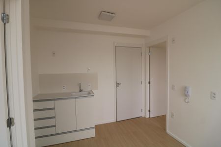 Sala de apartamento para alugar com 2 quartos, 32m² em Vila Ema, São Paulo