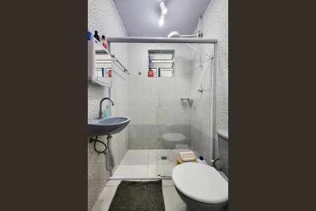 Casa à venda com 204m², 3 quartos e 2 vagasBanheiro Social 