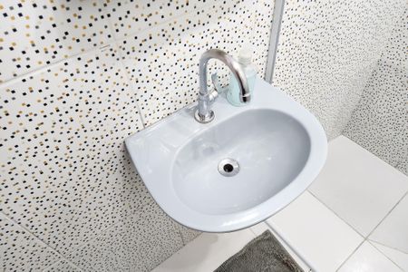 Casa à venda com 204m², 3 quartos e 2 vagasBanheiro Social 