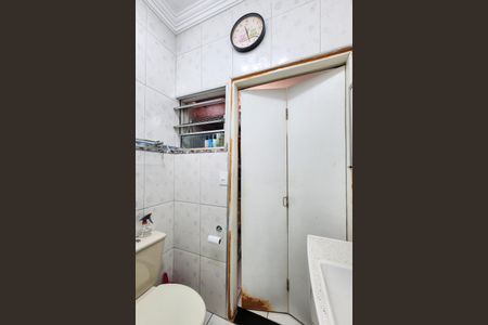 Casa à venda com 204m², 3 quartos e 2 vagasBanheiro da Suíte 1